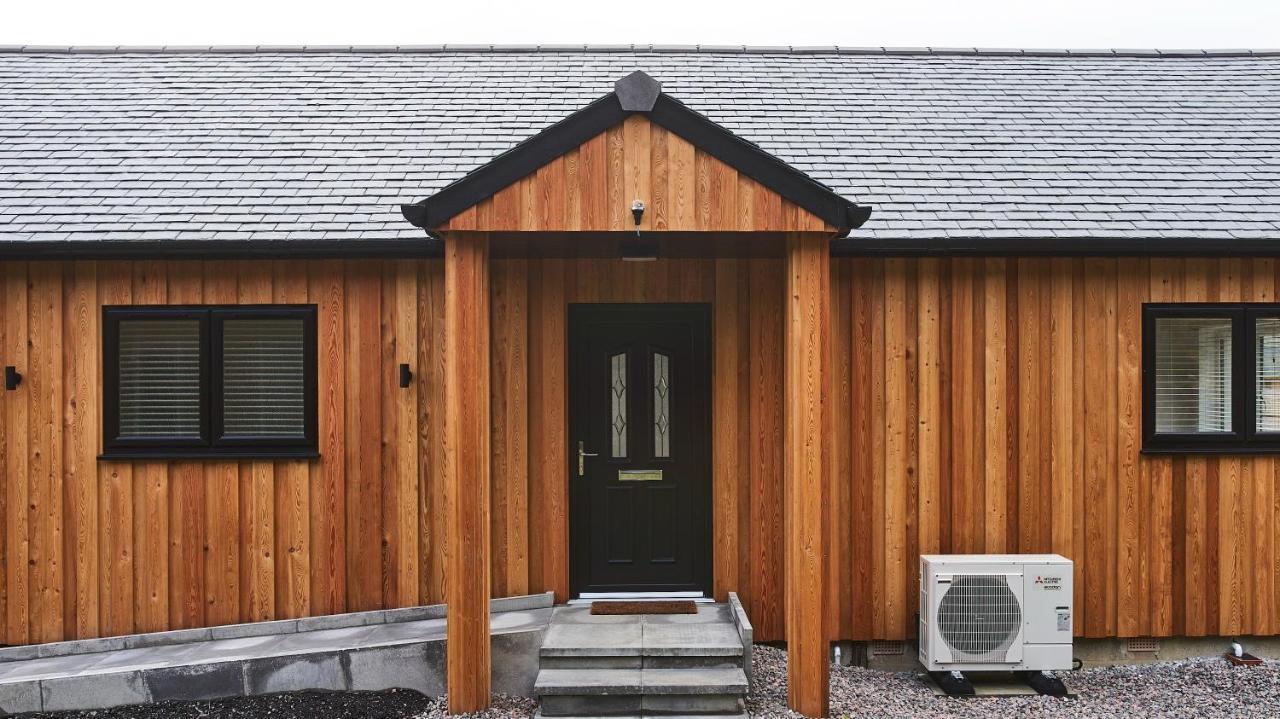 Shoreland Lodges - Cherry Lodge Форт Аугустус Екстериор снимка