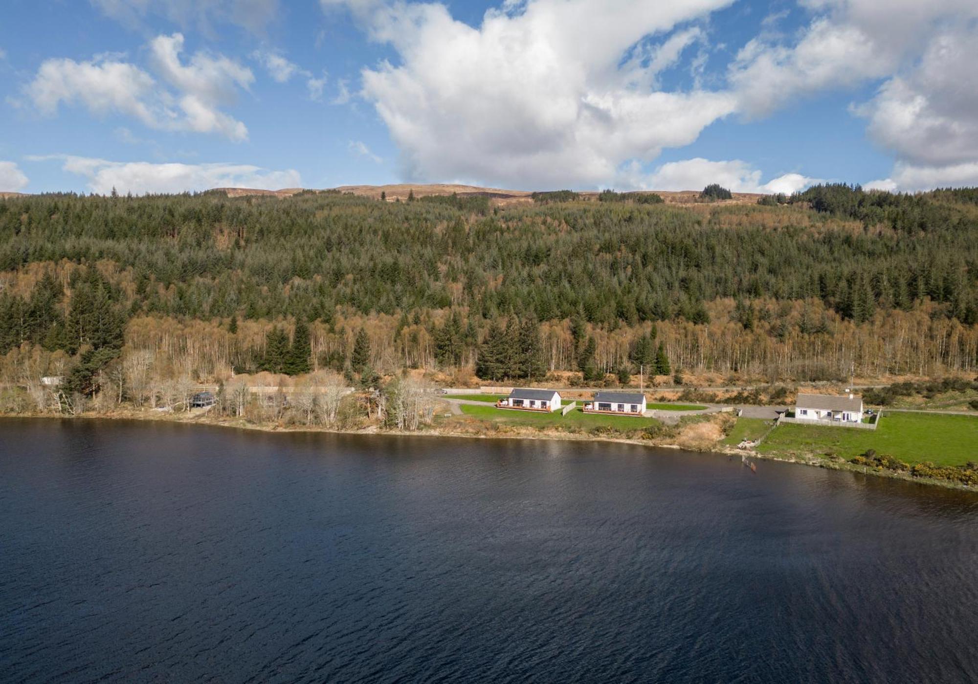 Shoreland Lodges - Cherry Lodge Форт Аугустус Екстериор снимка